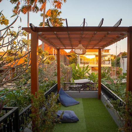 Anik Homestay Canggu  Exterior photo